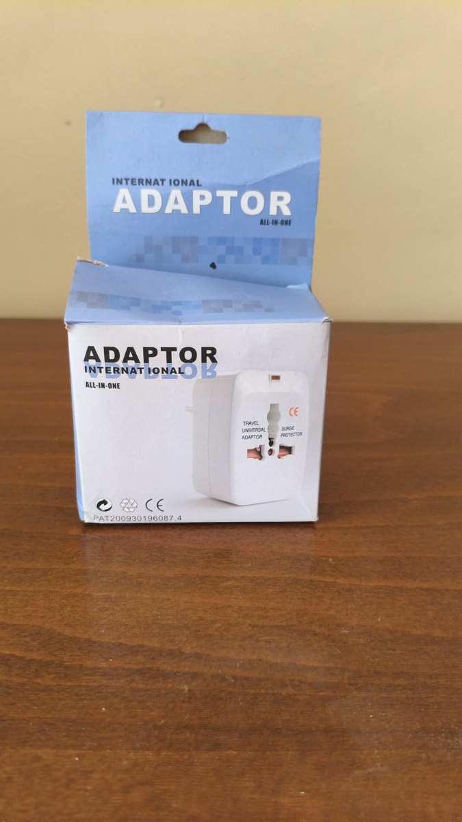Uluslararası all-in-one seyahat adaptörü