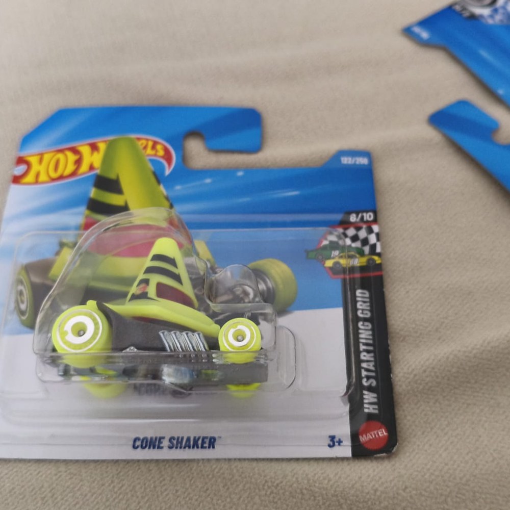 Hot Wheels Cone Shaker Metal Oyuncak Araba