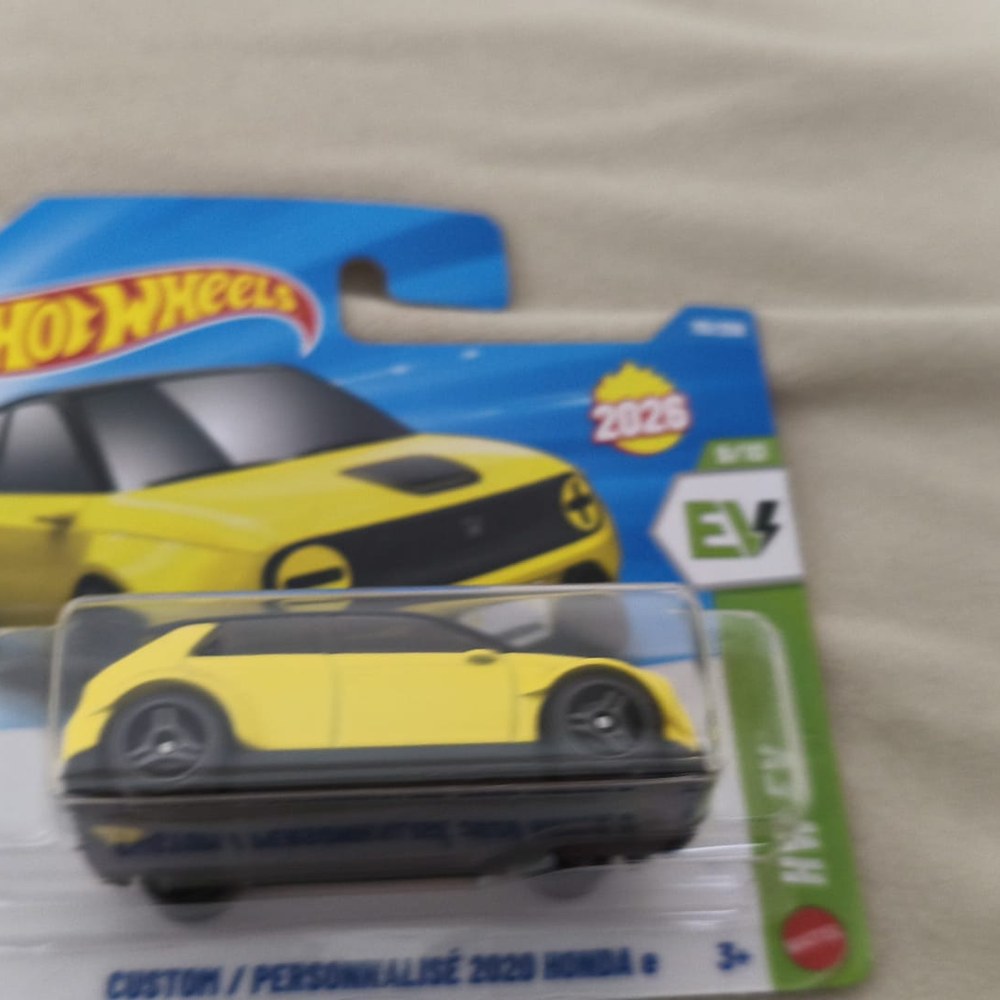 Hot Wheels Custom 2020 Honda e Metal Oyuncak Araba