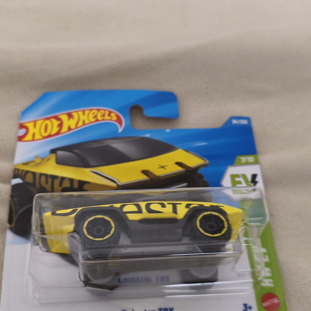 Hot Wheels HW EV Racer Metal Oyuncak Araba